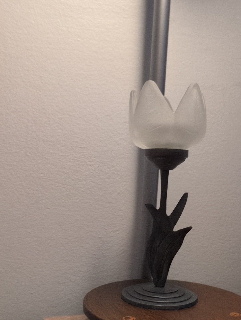 Flowers candle holder